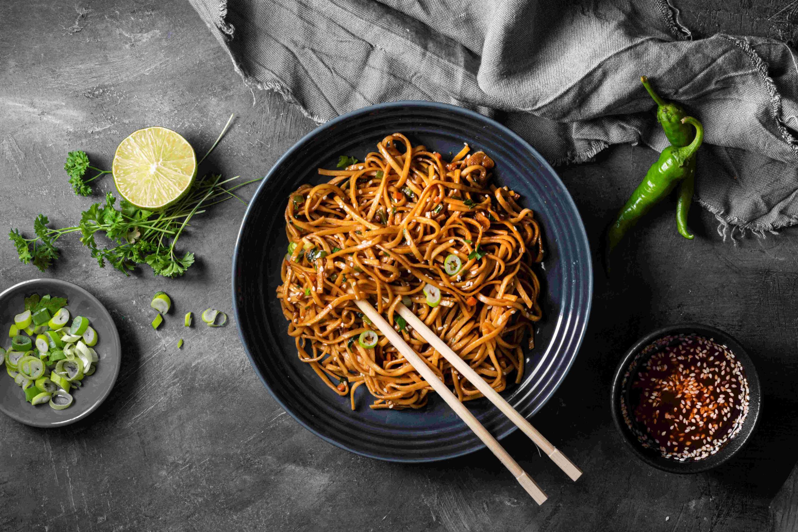 Chow Mein Recipe with Savory Stir-Fry Sauce – 5-Minute Guide